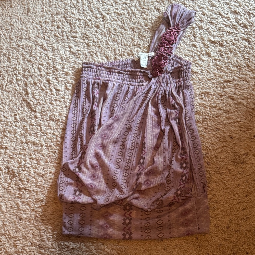 American Rag Asymmetrical Lavender Patterned One Shoulder Top Size Small